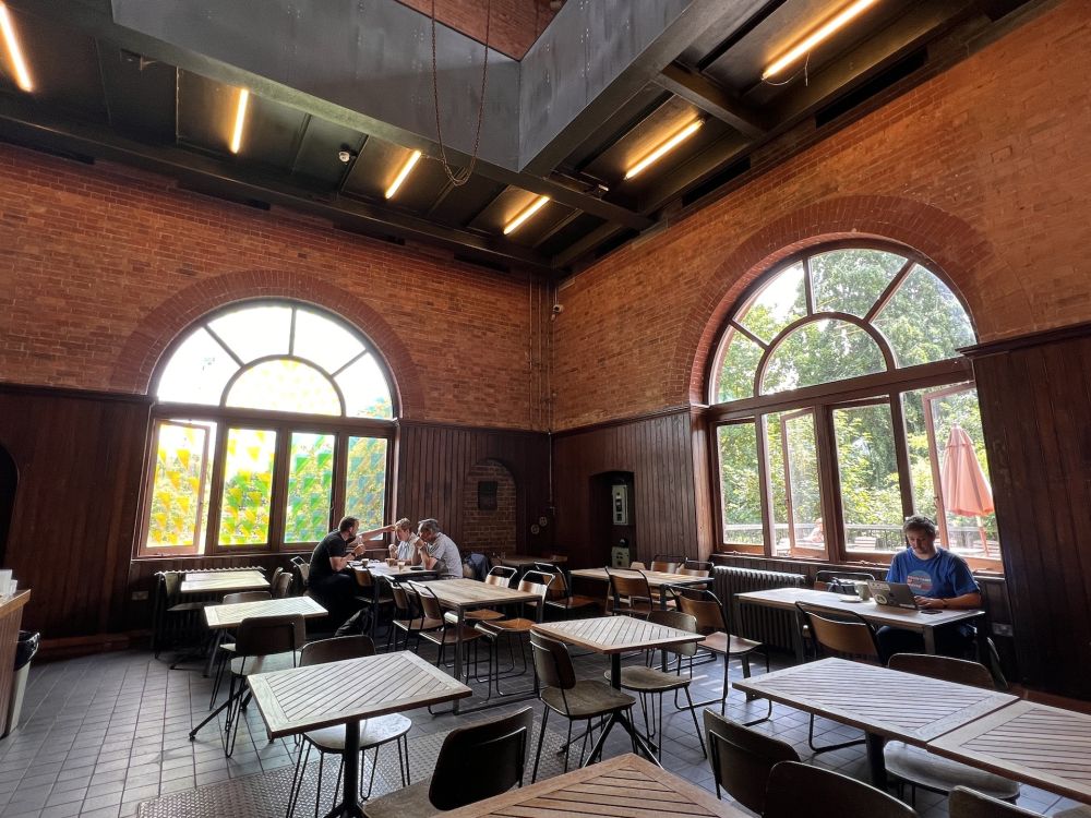 Walthamstow Wetlands nature reserve and reservoirs (London)