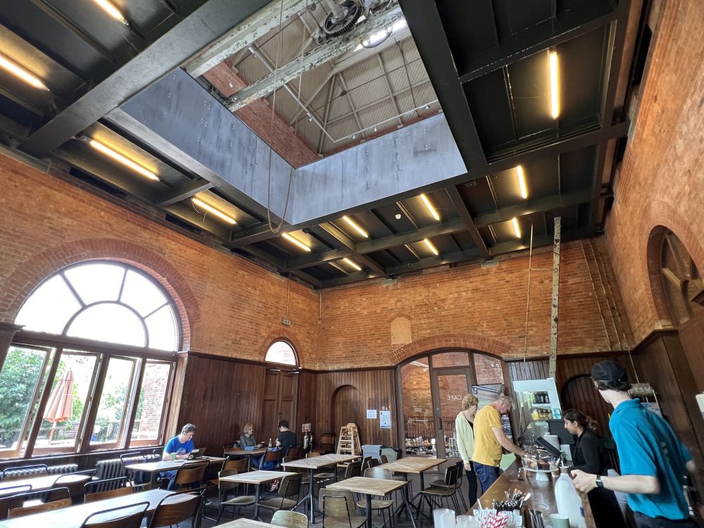 Walthamstow Wetlands nature reserve and reservoirs (London)