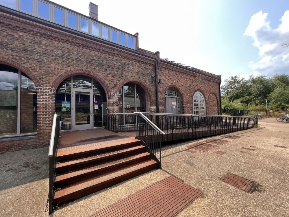 Walthamstow Wetlands nature reserve and reservoirs (London)