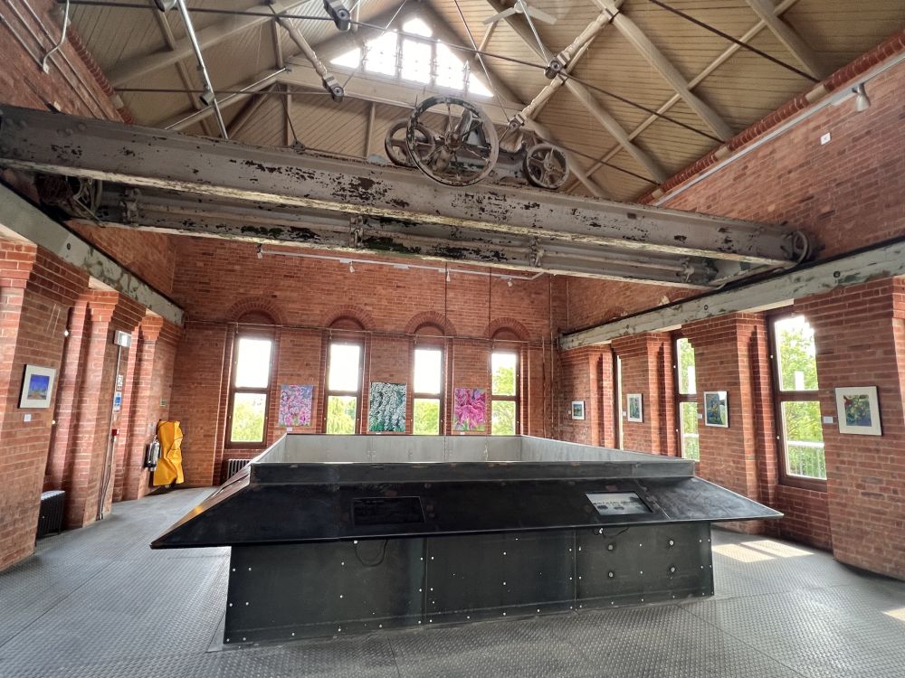 Walthamstow Wetlands nature reserve and reservoirs (London)