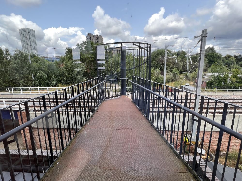 Walthamstow Wetlands nature reserve and reservoirs (London)