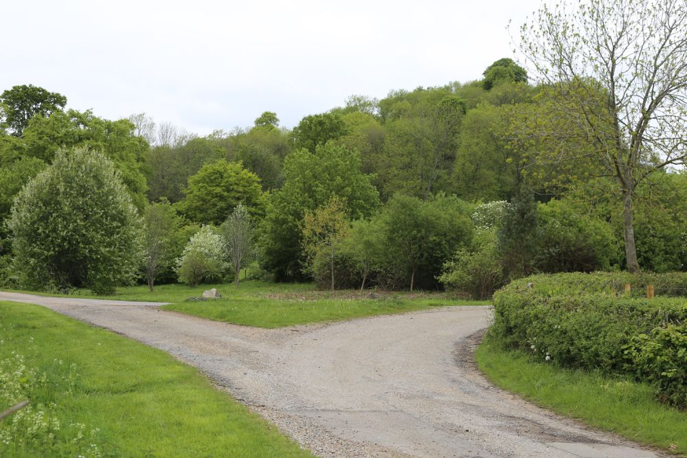 A stunning  estate for film and photoshoot location (Stokenchurch, Buckinghamshire)