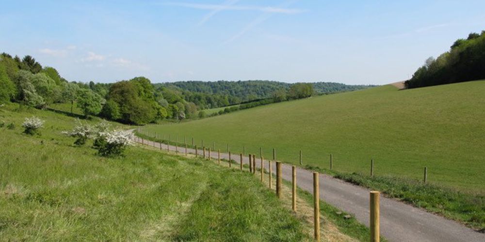 A stunning  estate for film and photoshoot location (Stokenchurch, Buckinghamshire)