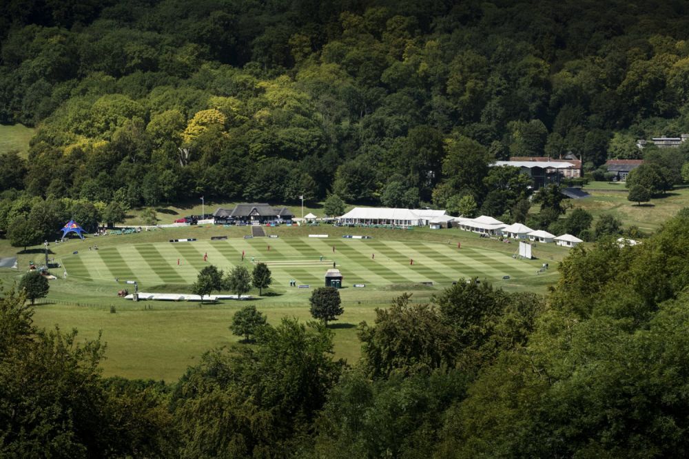 Quintessentially British cricket venue (Stokenchurch, Buckinghamshire)