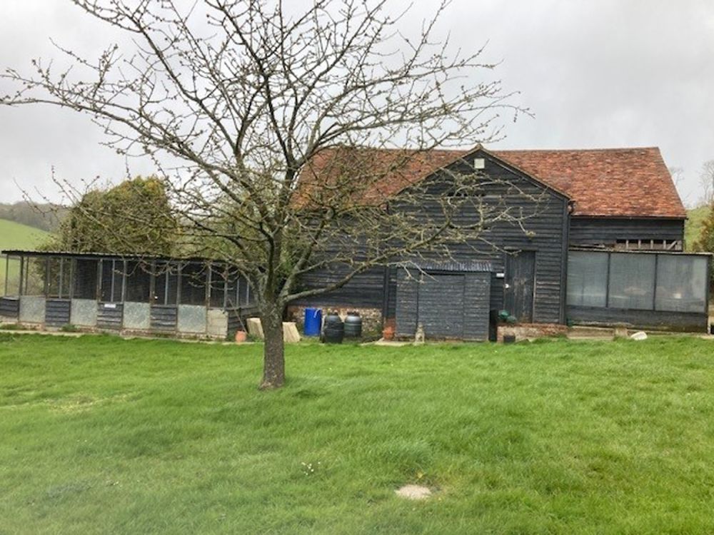 Vacant cottage and a barn on a private country estate for film, shoot location hire (Stokenchurch, Buckinghamshire)