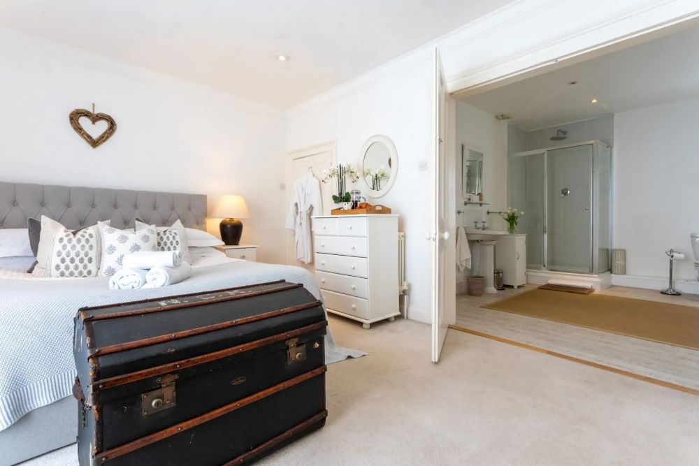 Idyllic Seaside Cottage in Cornwall