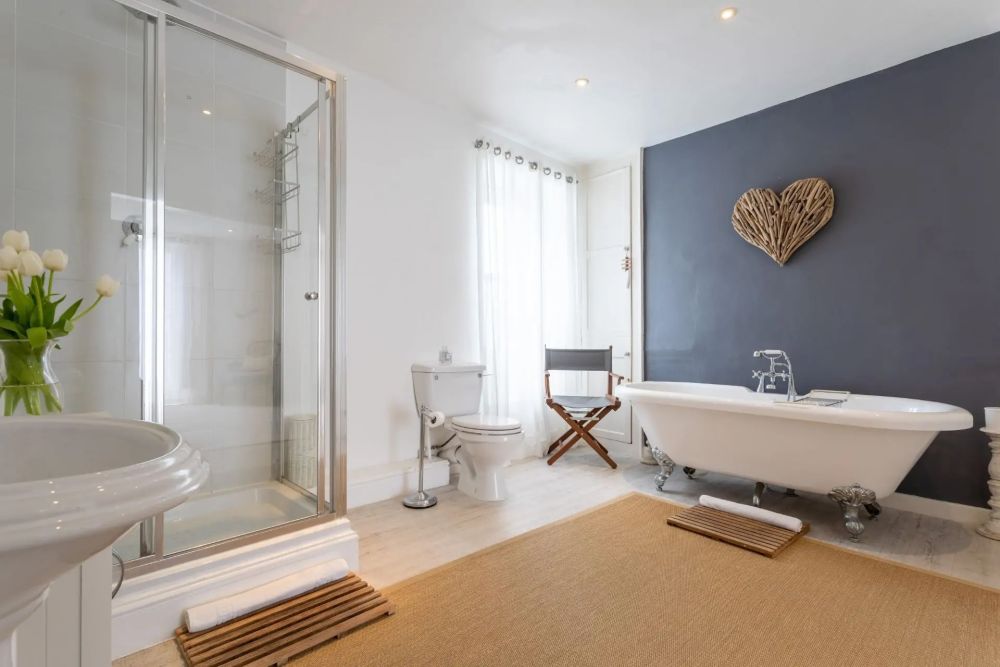 Idyllic Seaside Cottage in Cornwall