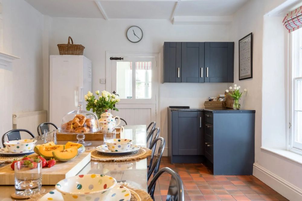 Idyllic Seaside Cottage in Cornwall