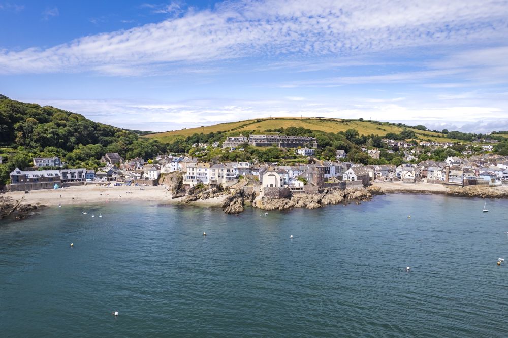 Idyllic Seaside Cottage in Cornwall