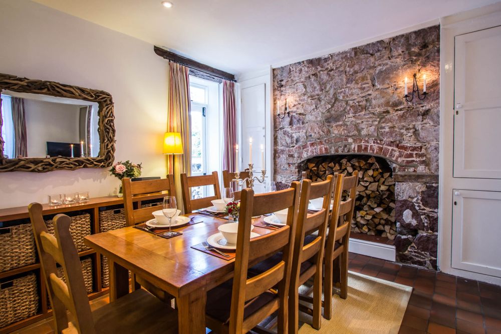 Idyllic Seaside Cottage in Cornwall