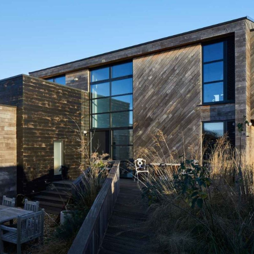 A stunning, eco-friendly home with sea views