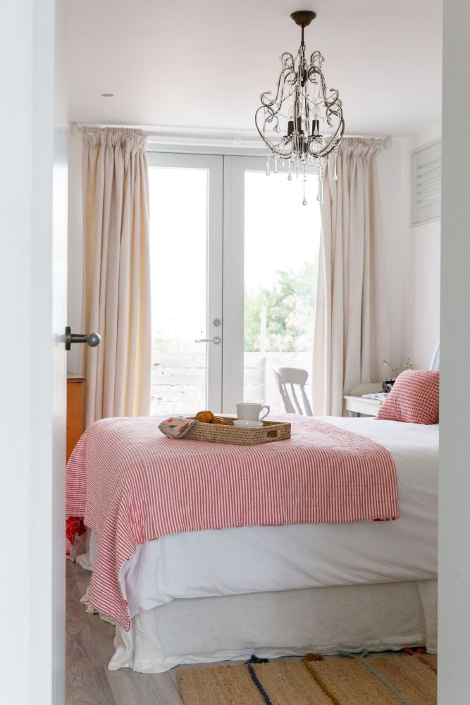 A stunning, eco-friendly home with sea views