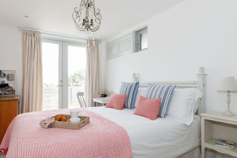 A stunning, eco-friendly home with sea views