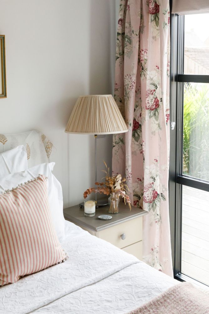 A stunning, eco-friendly home with sea views