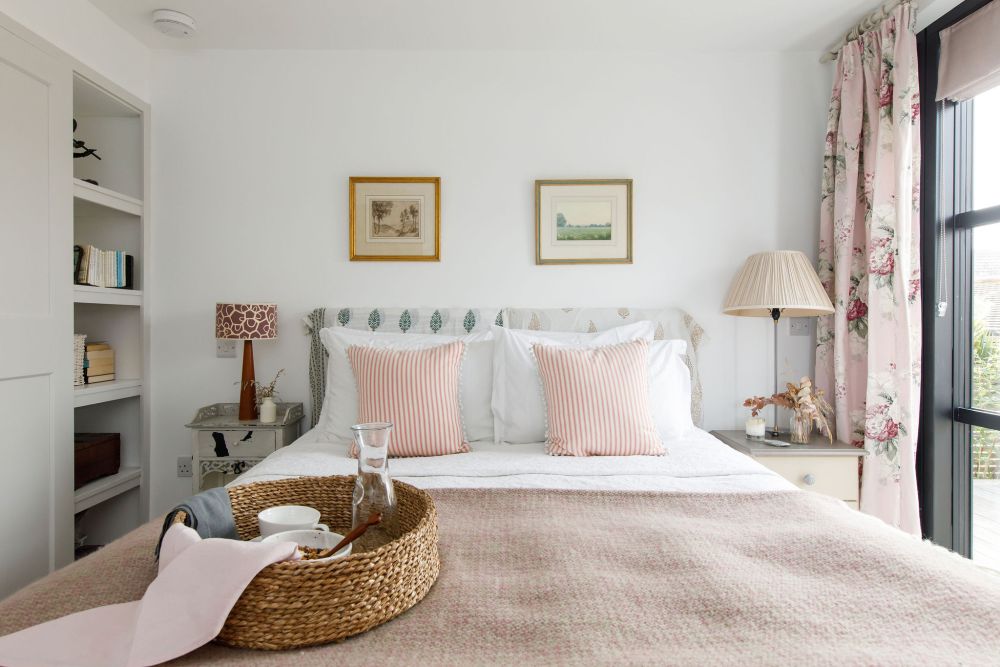 A stunning, eco-friendly home with sea views