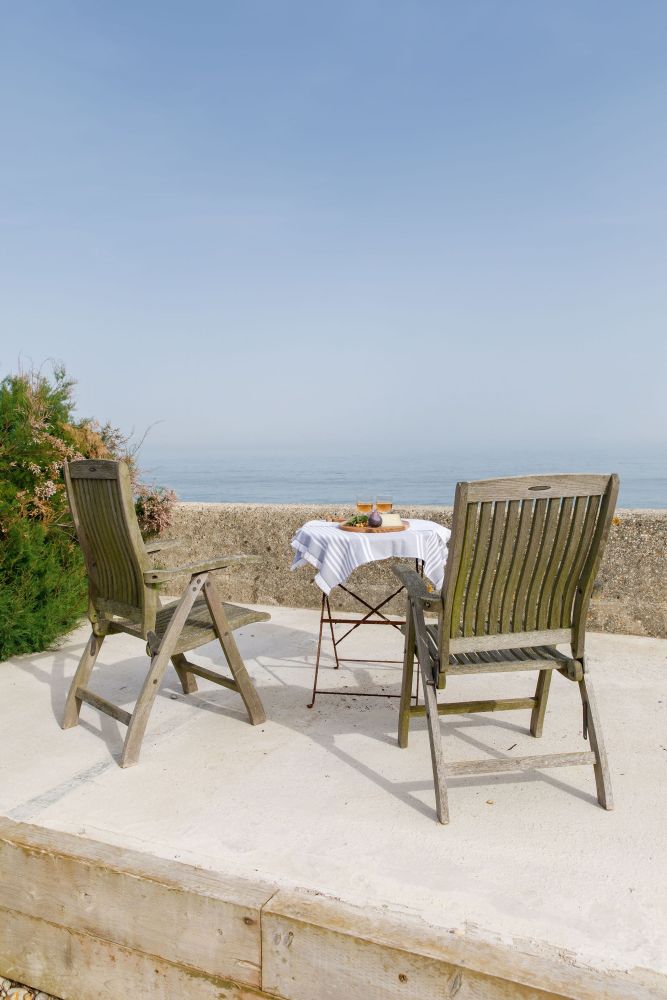 A stunning, eco-friendly home with sea views