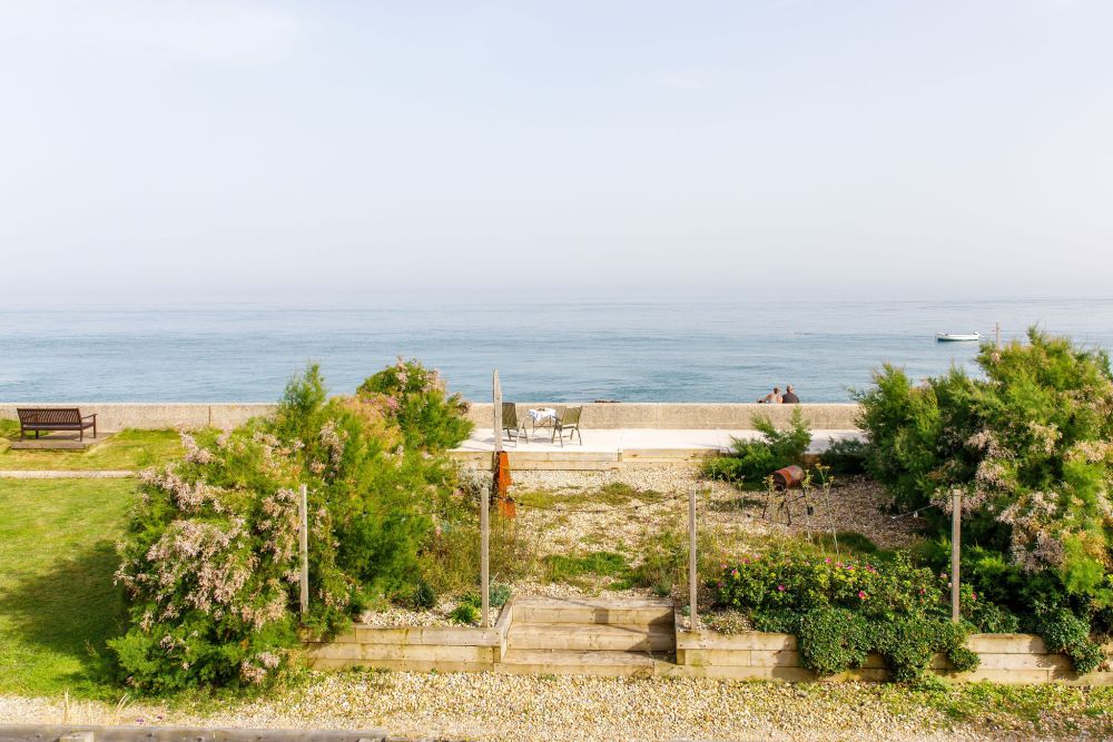 A stunning, eco-friendly home with sea views
