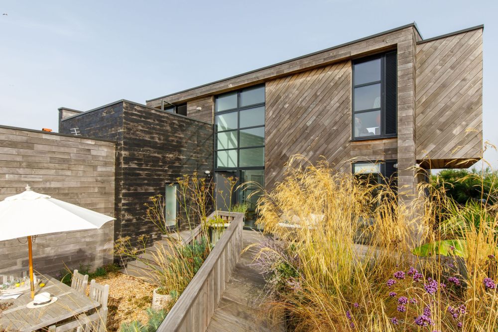 A stunning, eco-friendly home with sea views