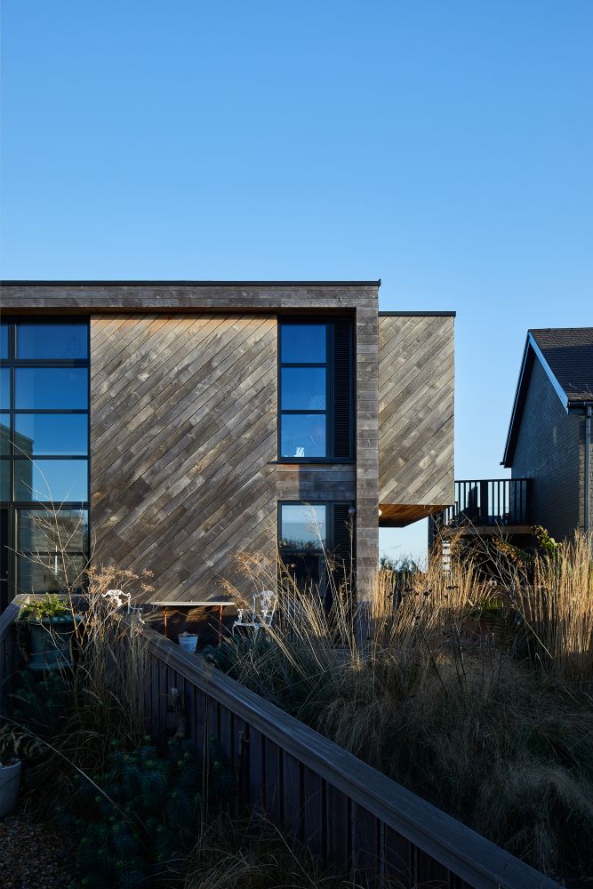 A stunning, eco-friendly home with sea views