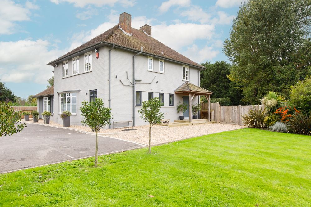 Beautiful country home in a pretty village