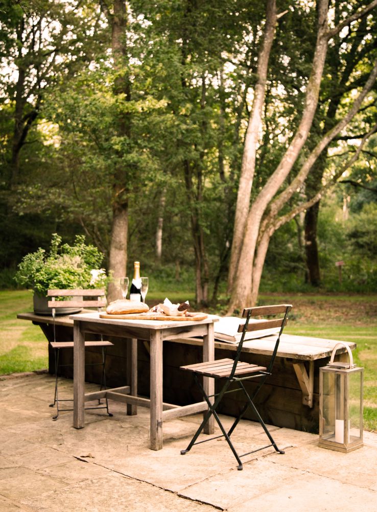 Architecturally designed cabin hidden within 65 acres of tranquil woodland