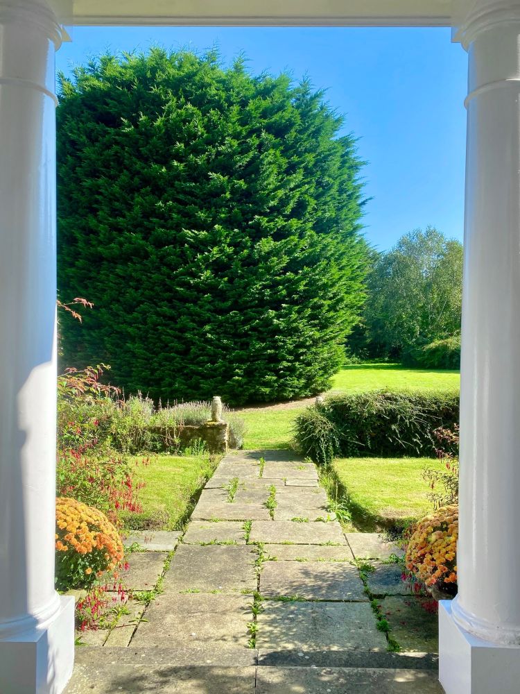 Georgian Manor Estate in Surrey