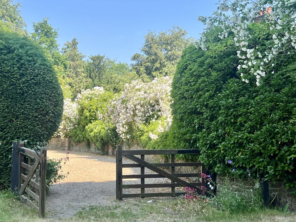 Georgian Manor Estate in Surrey