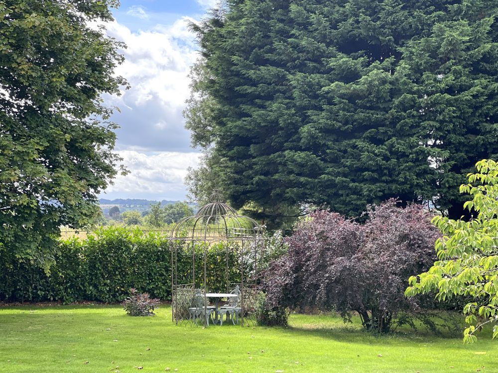 Georgian Manor Estate in Surrey