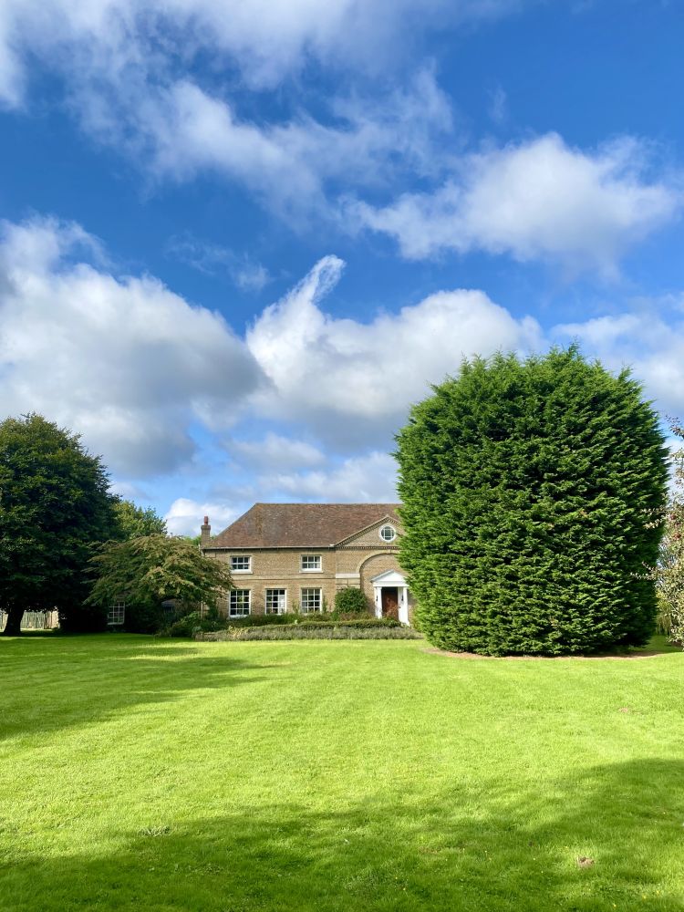 Georgian Manor Estate in Surrey