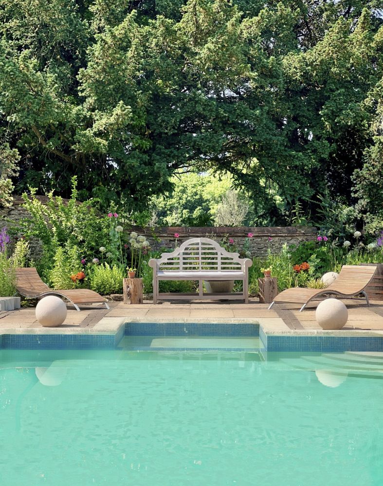 Georgian Manor Estate in Surrey