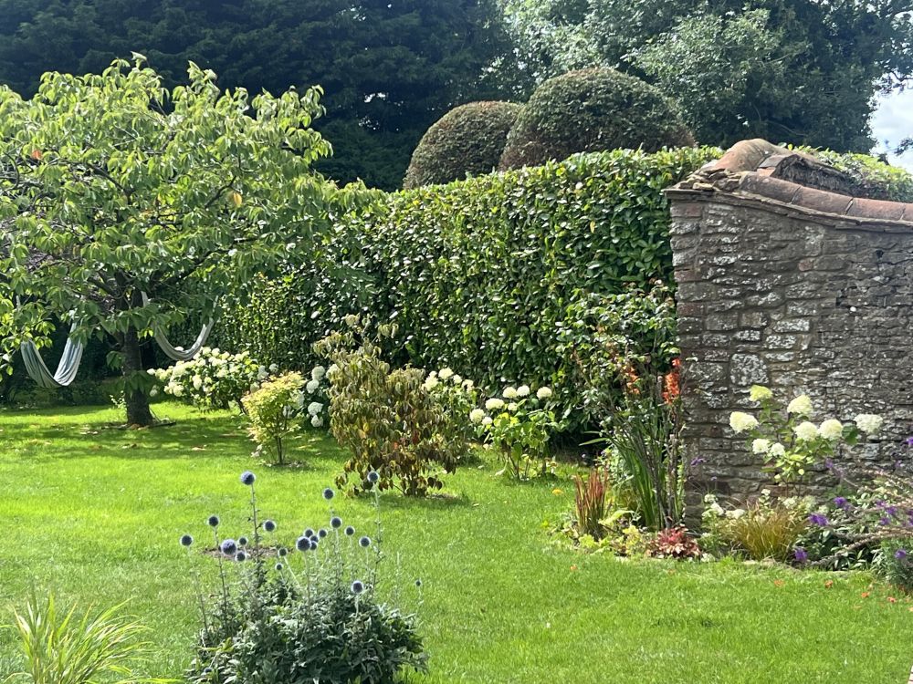 Georgian Manor Estate in Surrey