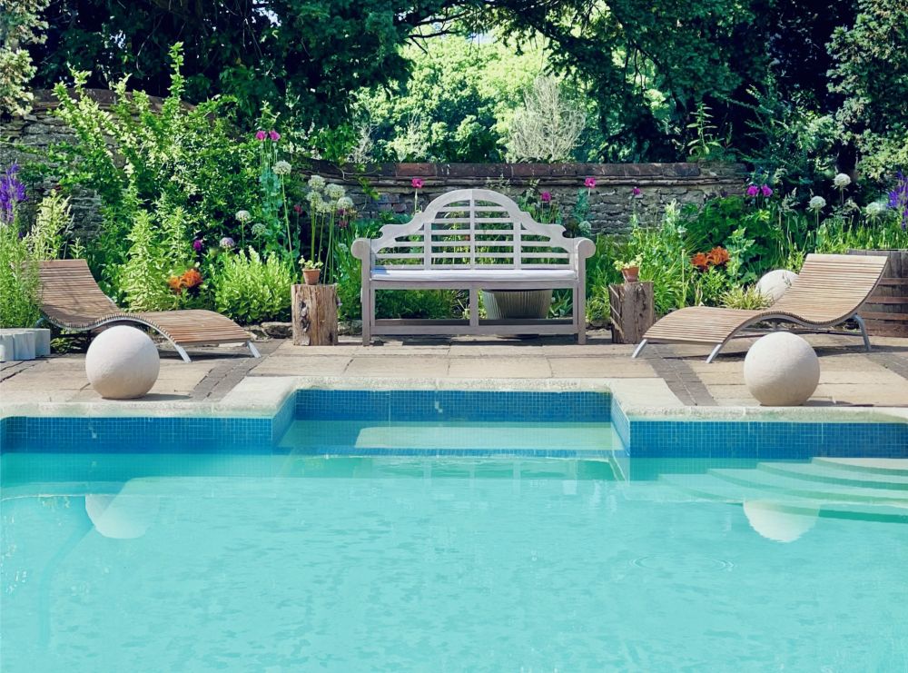 Georgian Manor Estate in Surrey