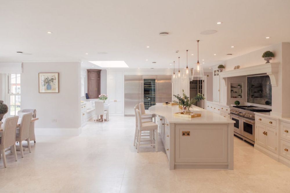 Stunning new build property with indoor swimming pool for film and photoshoot location (Harpenden, Hertfordshire)