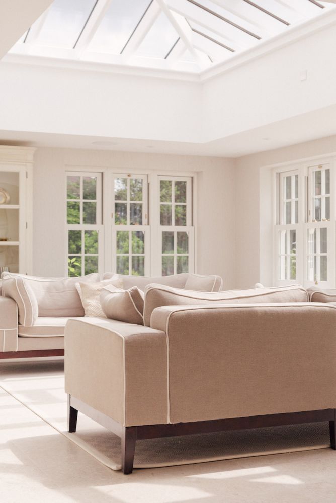 Stunning new build property with indoor swimming pool for film and photoshoot location (Harpenden, Hertfordshire)