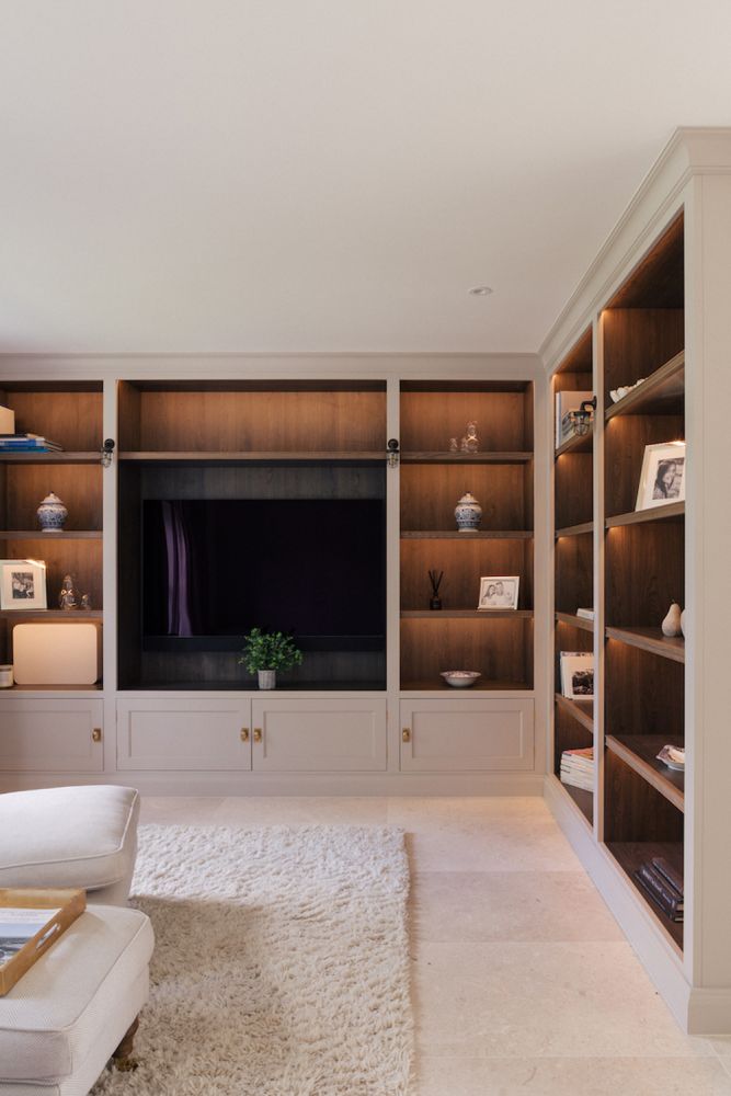 Stunning new build property with indoor swimming pool for film and photoshoot location (Harpenden, Hertfordshire)