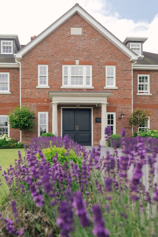 Stunning new build property with indoor swimming pool for film and photoshoot location (Harpenden, Hertfordshire)