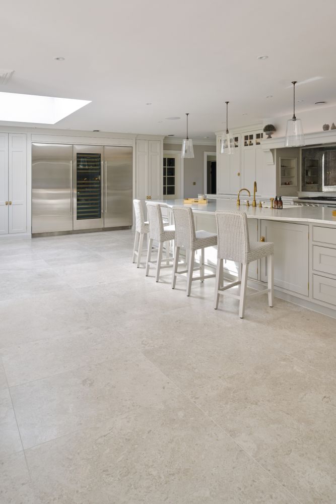 Stunning new build property with indoor swimming pool for film and photoshoot location (Harpenden, Hertfordshire)