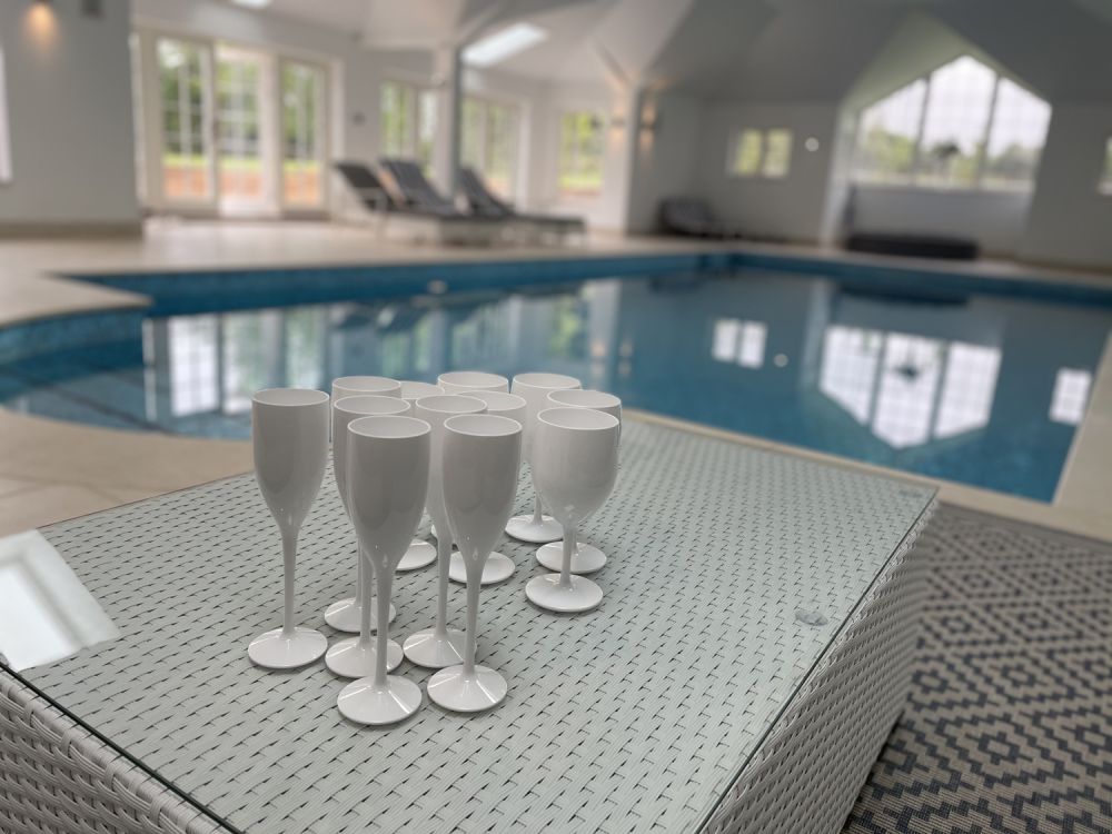 Stunning new build property with indoor swimming pool for film and photoshoot location (Harpenden, Hertfordshire)