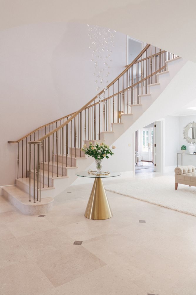 Stunning new build property with indoor swimming pool for film and photoshoot location (Harpenden, Hertfordshire)