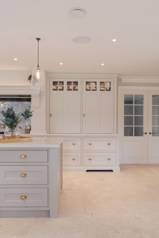 Stunning new build property with indoor swimming pool for film and photoshoot location (Harpenden, Hertfordshire)