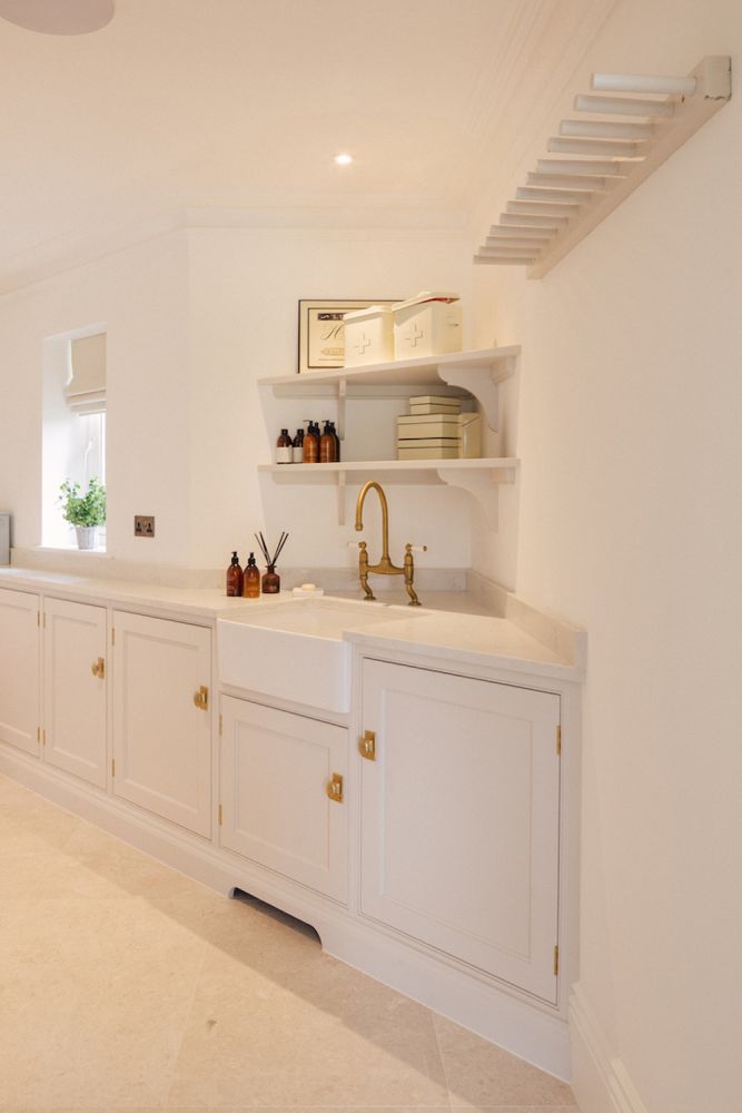 Stunning new build property with indoor swimming pool for film and photoshoot location (Harpenden, Hertfordshire)