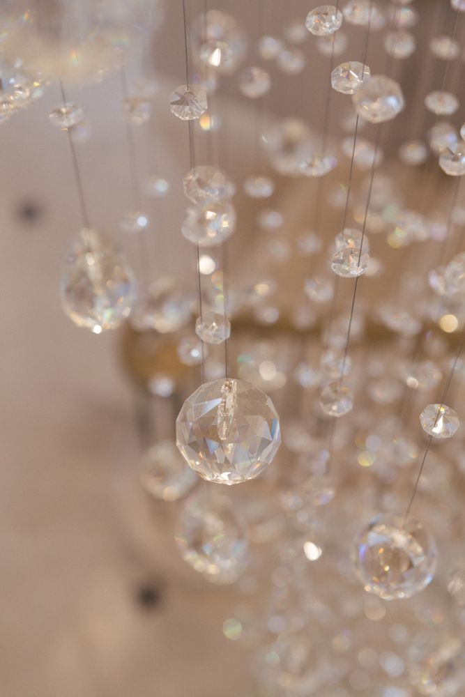 Stunning new build property with indoor swimming pool for film and photoshoot location (Harpenden, Hertfordshire)