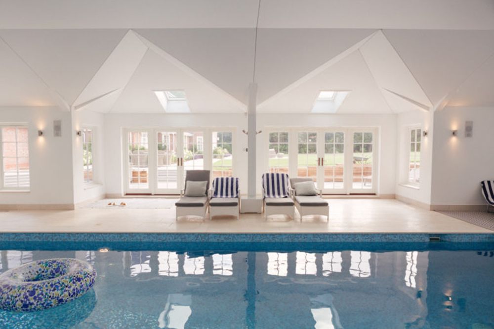 Stunning new build property with indoor swimming pool for film and photoshoot location (Harpenden, Hertfordshire)