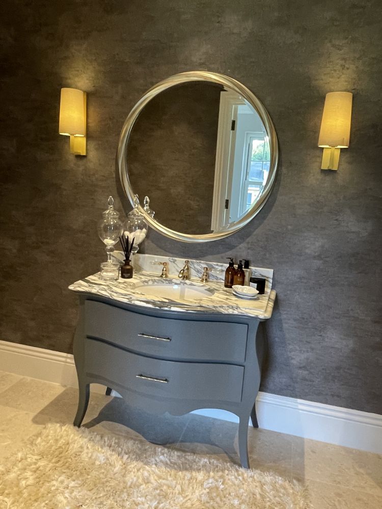 Stunning new build property with indoor swimming pool for film and photoshoot location (Harpenden, Hertfordshire)