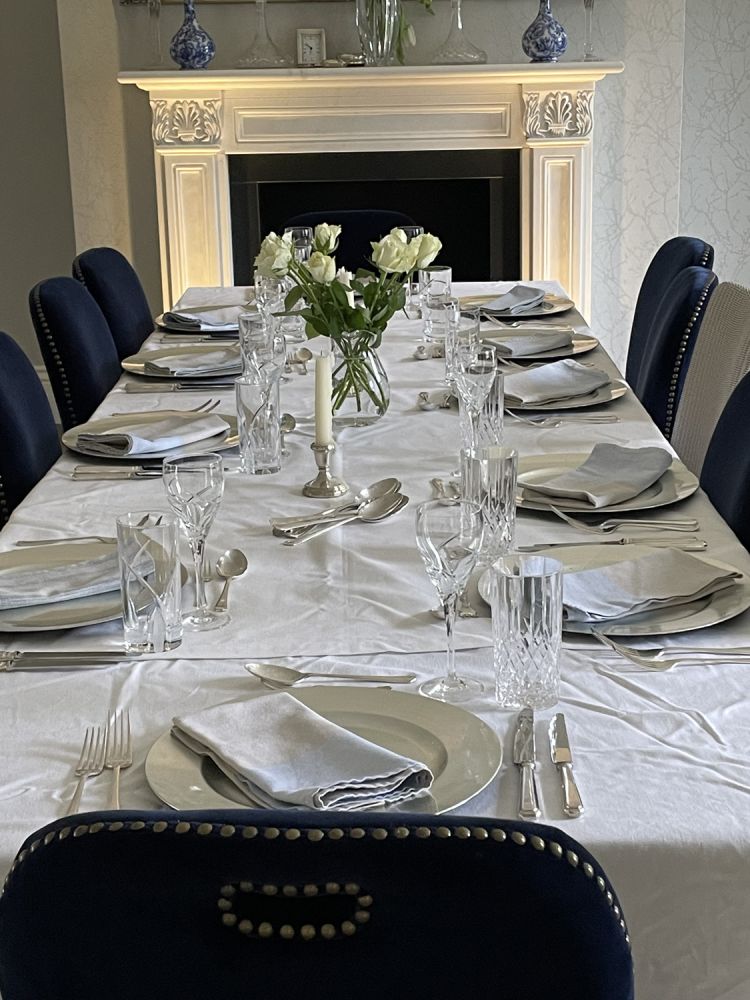 Stunning new build property with indoor swimming pool for film and photoshoot location (Harpenden, Hertfordshire)