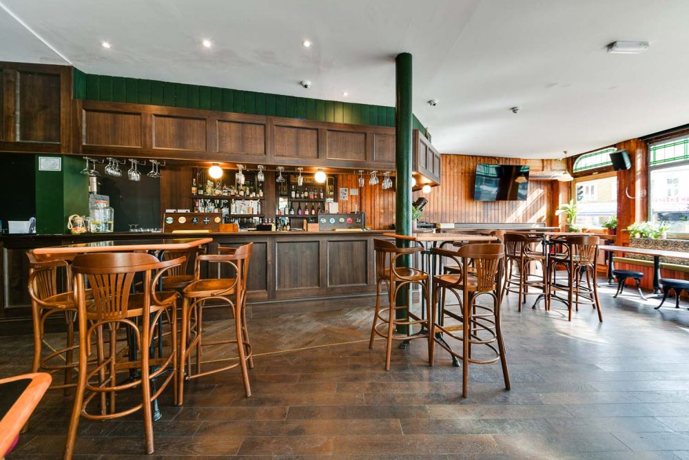 A proper South London boozer film, photoshoot and event location (Peckham, London)