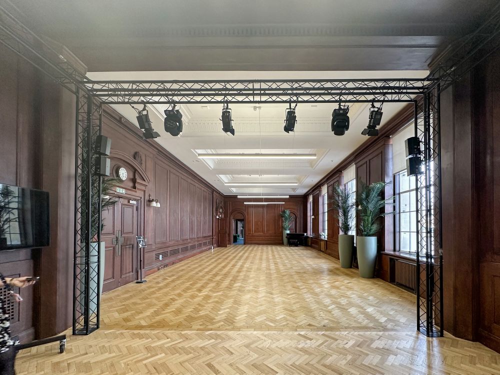 Grand riverside rooms with views of the Parliament for filming and photoshoots and events (Lambeth, London)