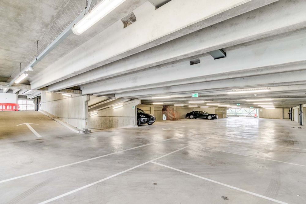 A private multi-storey car park with large roof (Brentford, London)