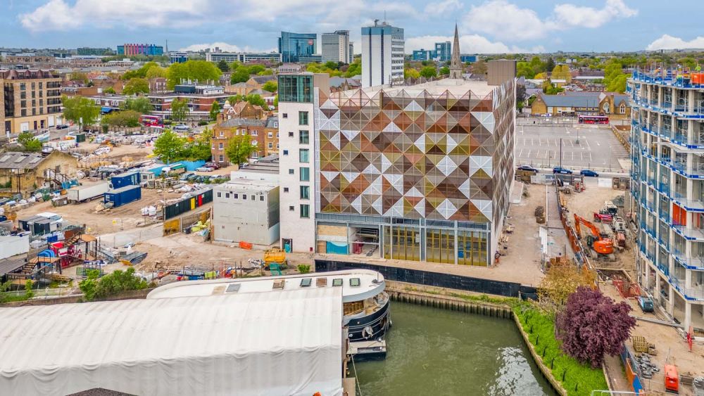 A private multi-storey car park with large roof (Brentford, London)