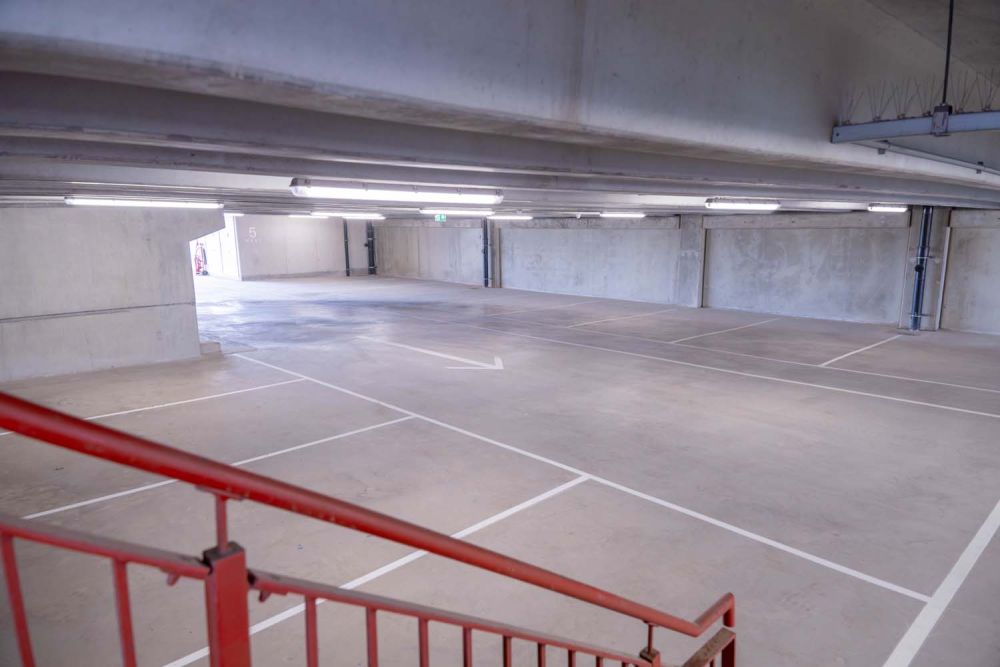 A private multi-storey car park with large roof (Brentford, London)